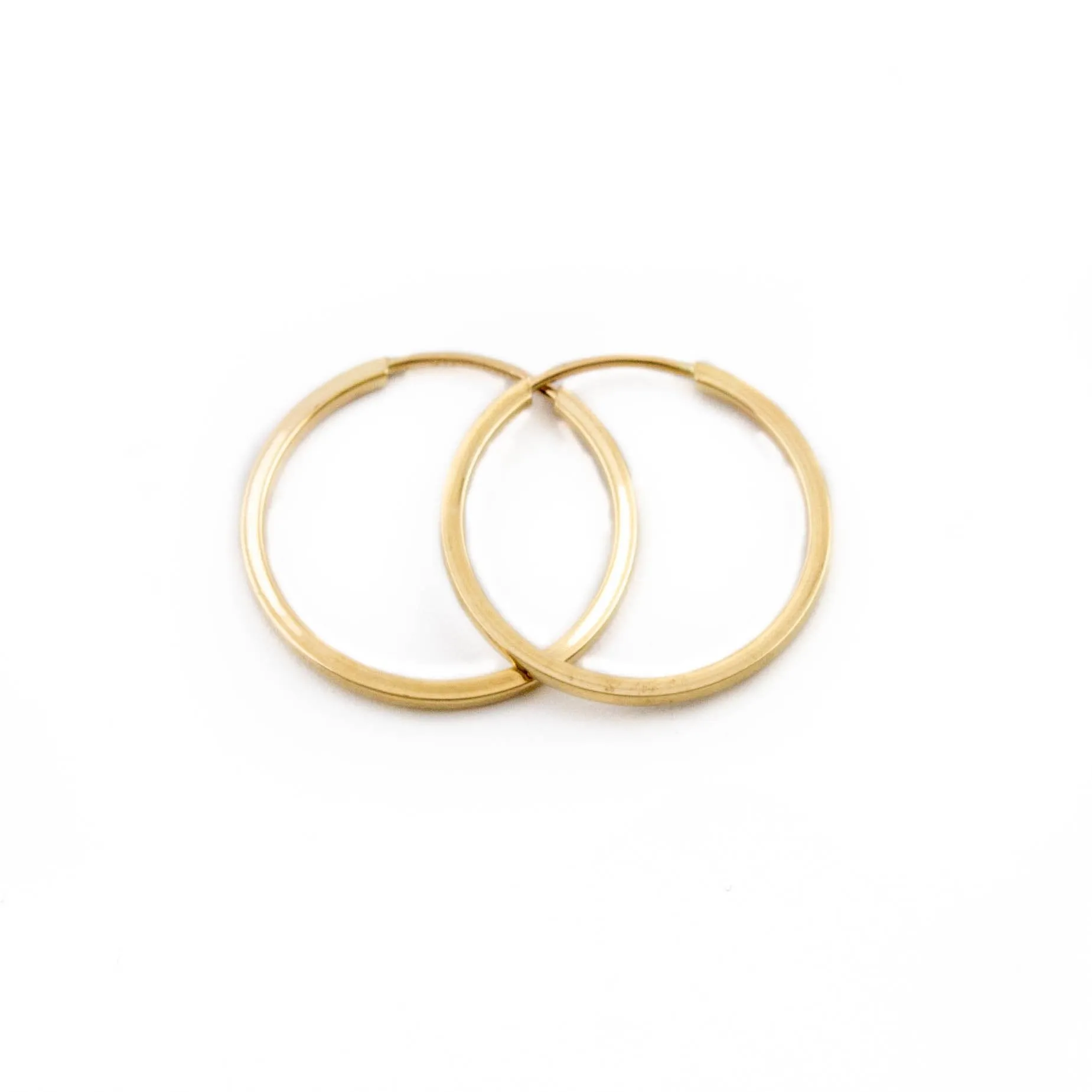 10kt Pipe Hoop Earrings