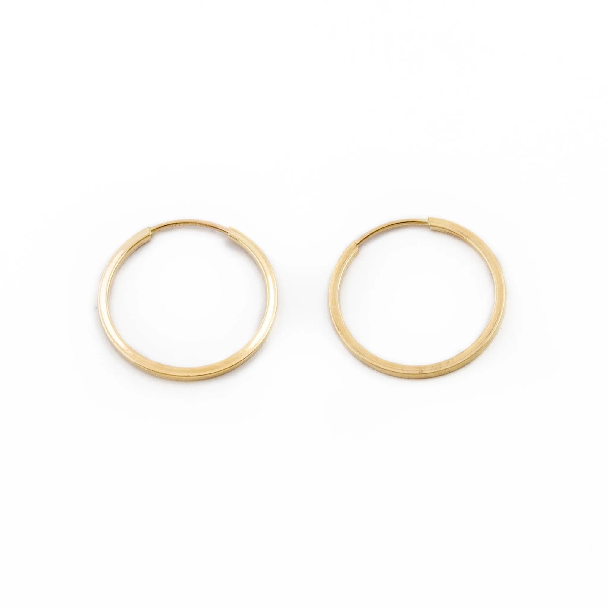 10kt Pipe Hoop Earrings