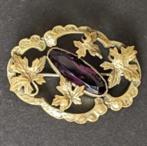 Antique / vintage Victorian to Edwardian gold tone amethyst purple crystal paste brooch, gorgeous sycamore leaf design