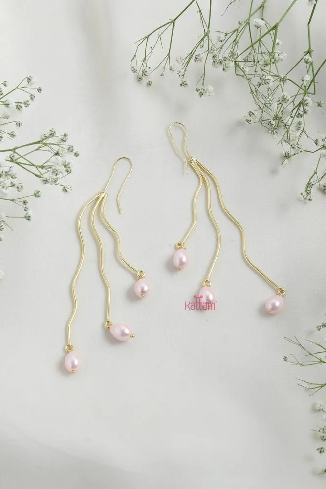 Contemporary Drop Pearl Hook Earring