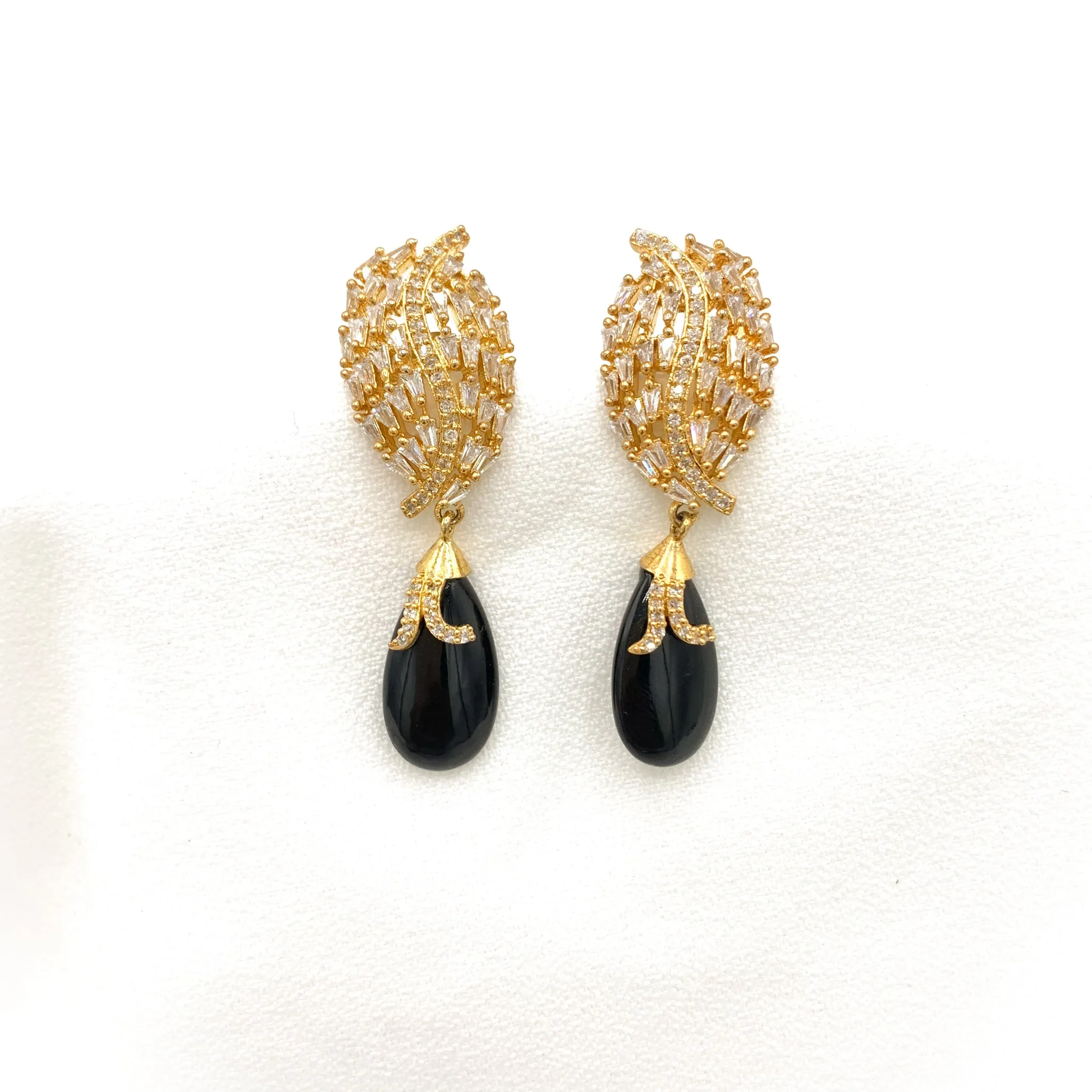 Contemporary White Zircon (CZ) stone Earring with Black Teardrop