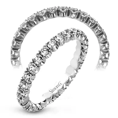 Eternity Ring in 18k Gold with Diamonds