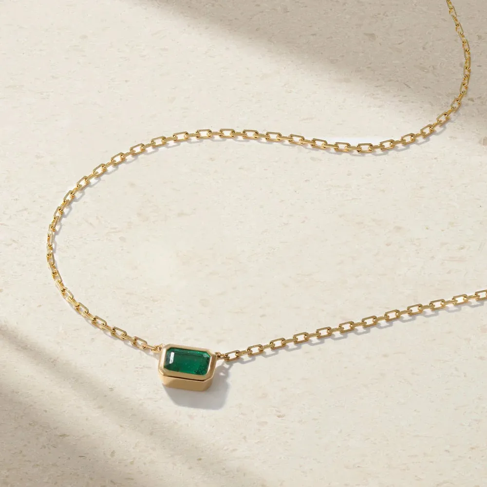 Mark Henry 18k Yellow Gold Classic Bezel Solitaire Emerald Necklace