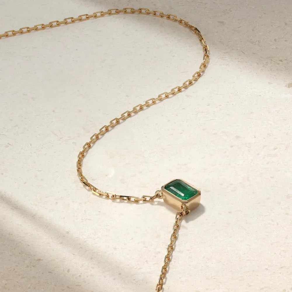 Mark Henry 18k Yellow Gold Classic Bezel Solitaire Emerald Necklace