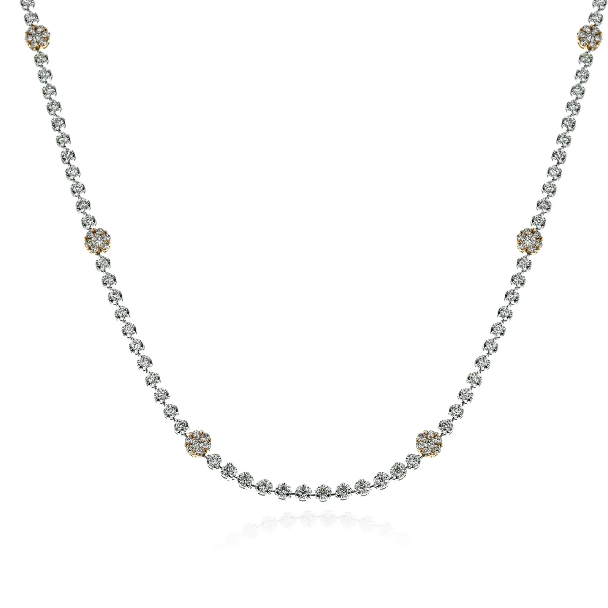 Necklace in 18k Gold with Diamonds