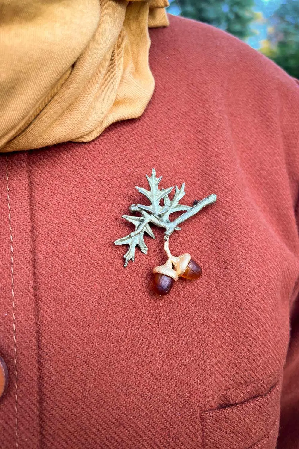 Pin Oak Brooch