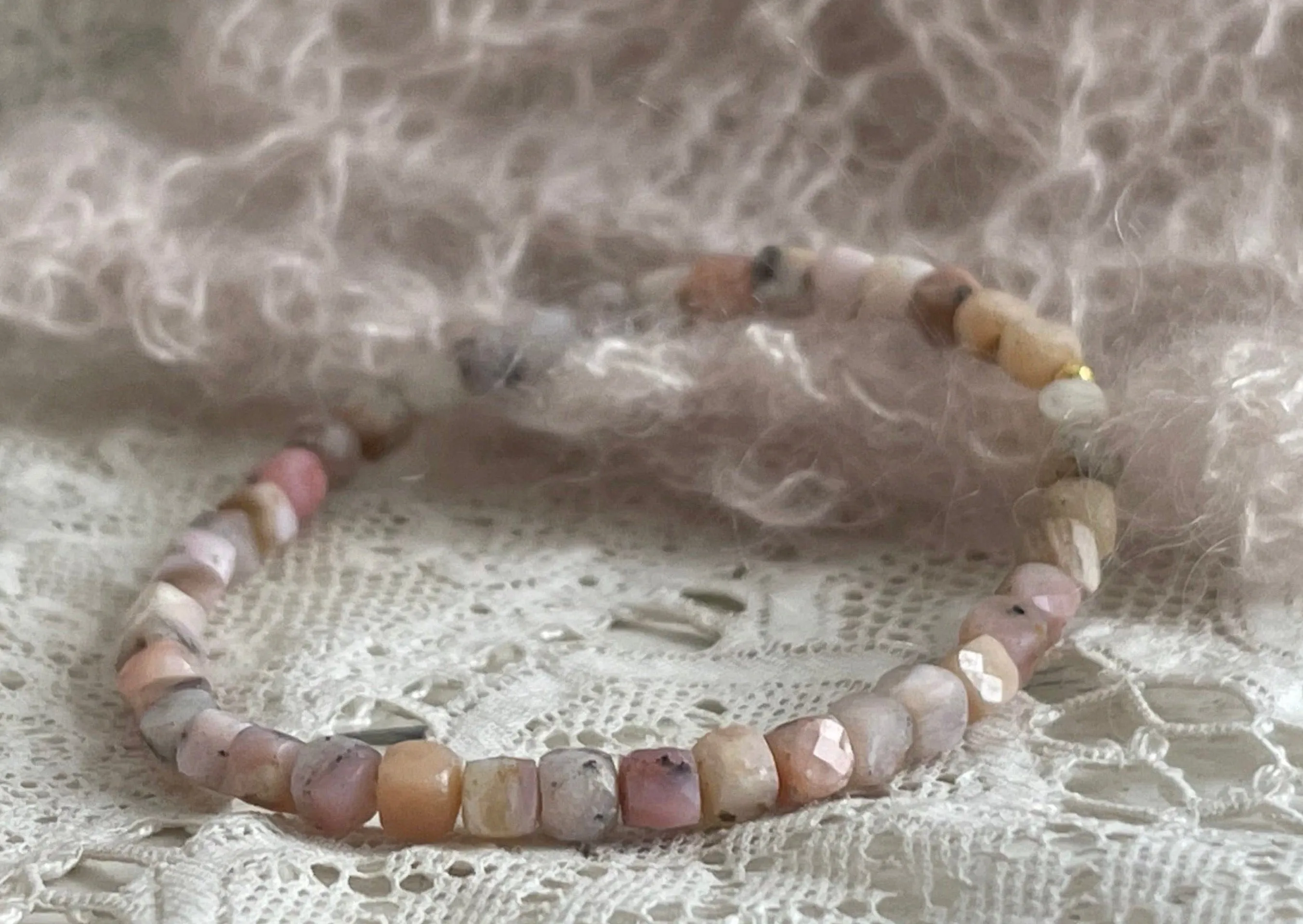 Rodonite Ella  / faceted stone adjustable bracelet