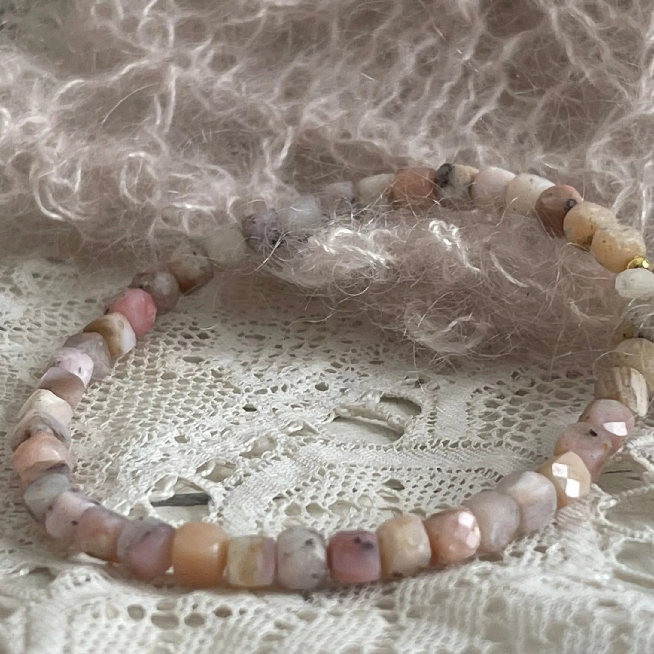 Rodonite Ella  / faceted stone adjustable bracelet