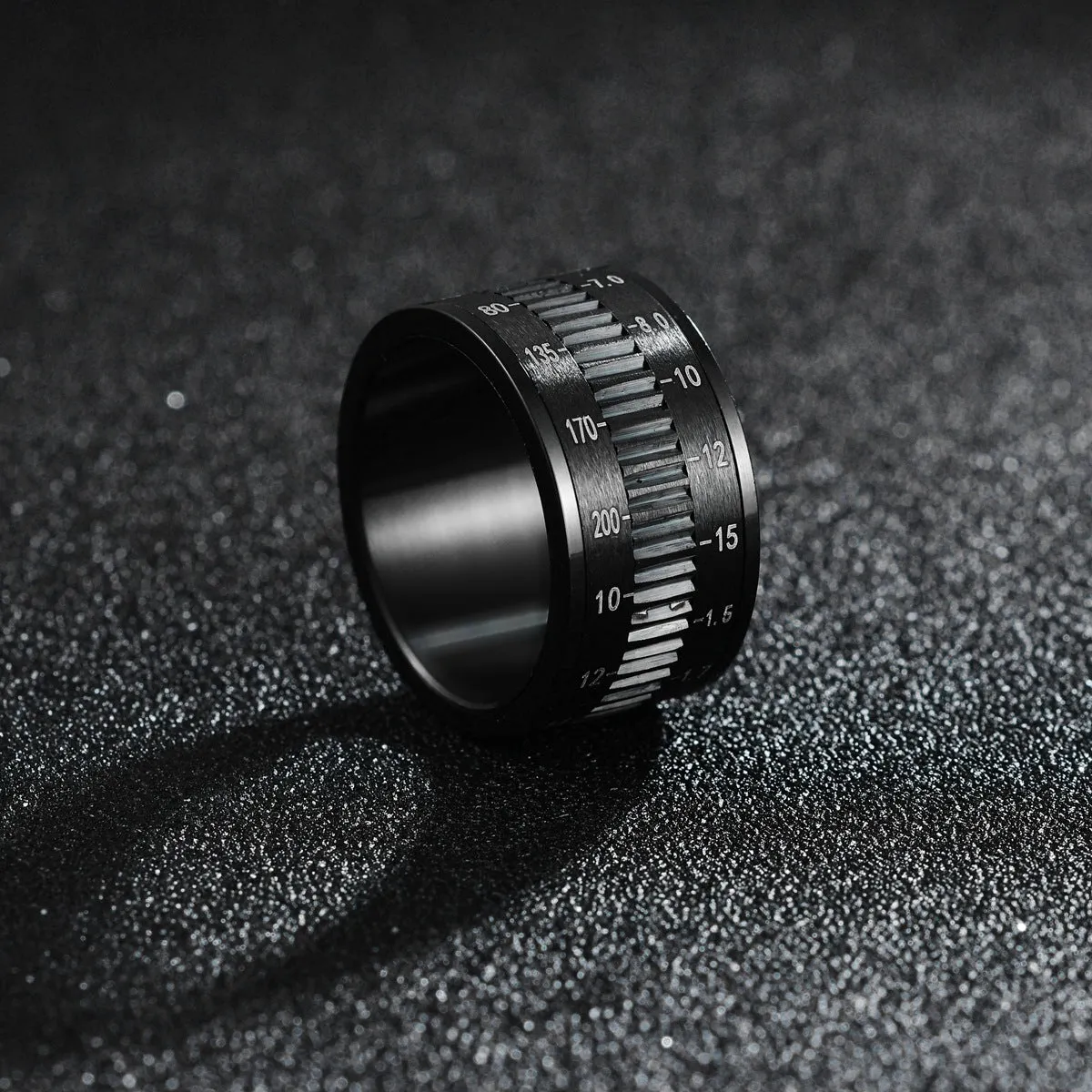 Rotating Camera Lens Steel Rings - Men's Pressure-Reducing Accessories