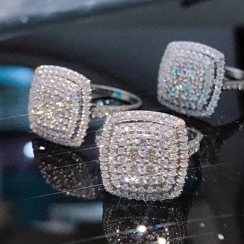 Trendy Jewelry Elegant Dazzling Full Micro Paved Cubic Zircon Cocktail Ring