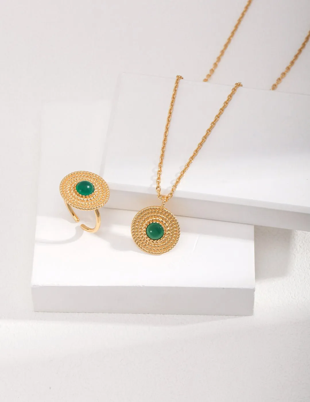 Vintage Disc Chrysoprase Pendant Necklace