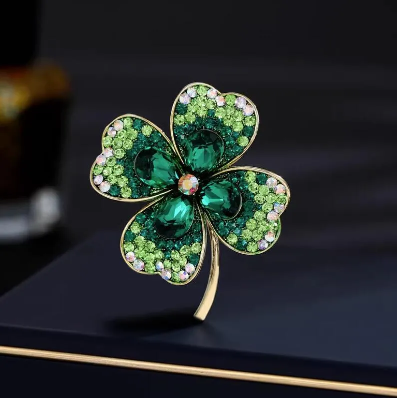 XSB082 - Four Leaf Clover Saree Brooch